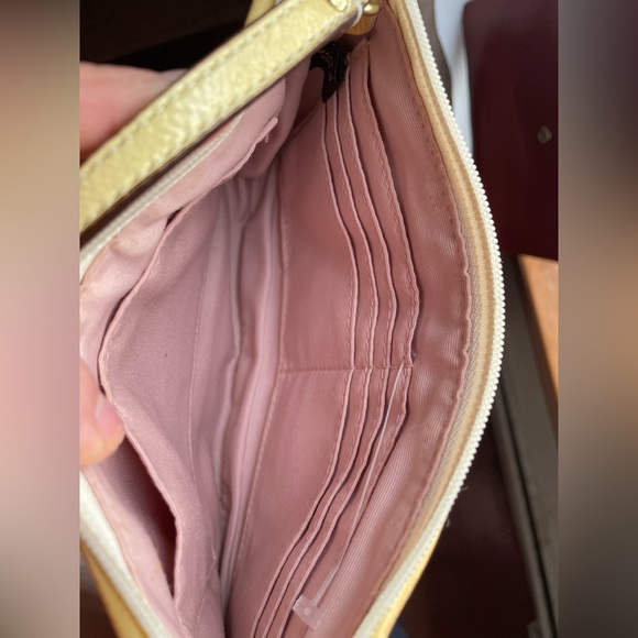 Coach Y2K Wristlet Wallet. Like New condition. - Picture 5 of 5